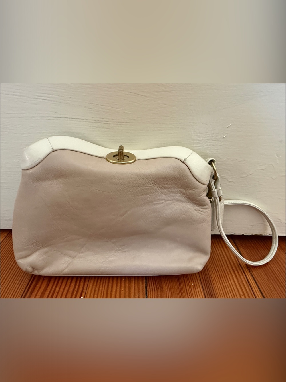 Coach Cream Leather Wristlet Clutch with Gold-Tone Turnlock